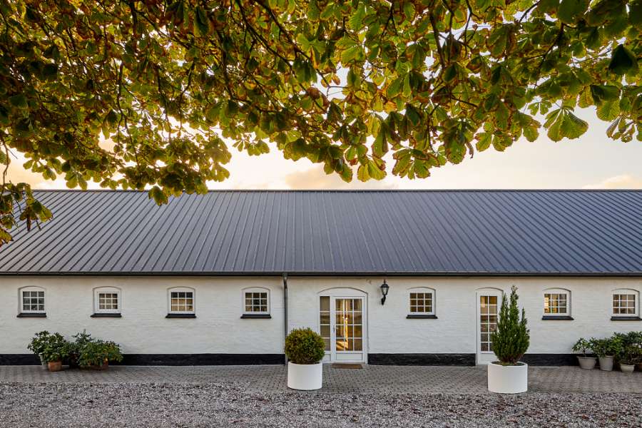 Stål og sjæl mødes på Egholm Vestergaard, Egholm Vestergaard, Egholm 57, 9000 Aalborg